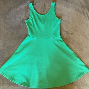 Vibrant Green Sleeveless Dress